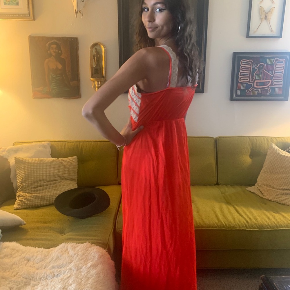 Vintage Red Ruffled Nylon Full Slip Medium/Large - Picture 5 of 6